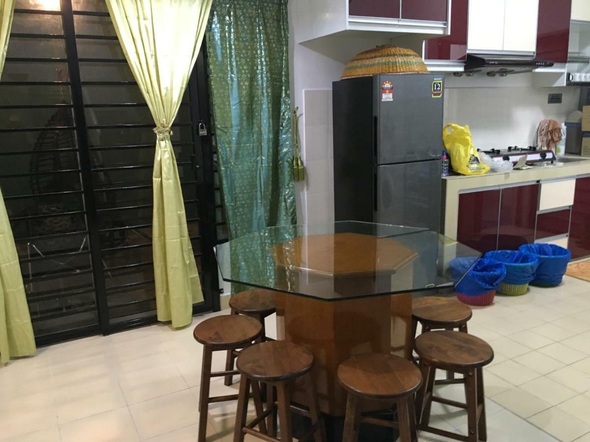 Permata Impian Villa Банги Екстериор снимка