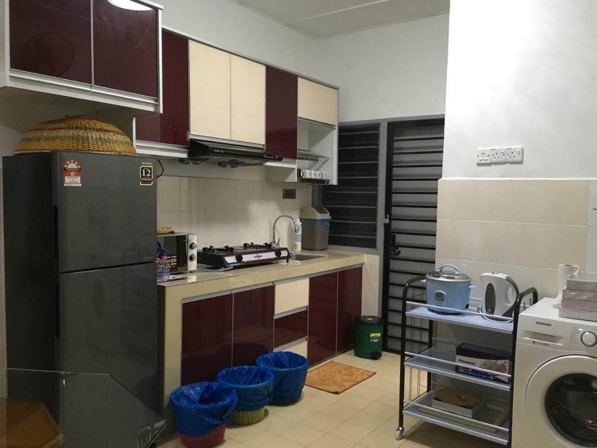 Permata Impian Villa Банги Екстериор снимка